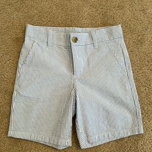 Janie and Jack Classic seersucker shorts. Worn once. Size 6